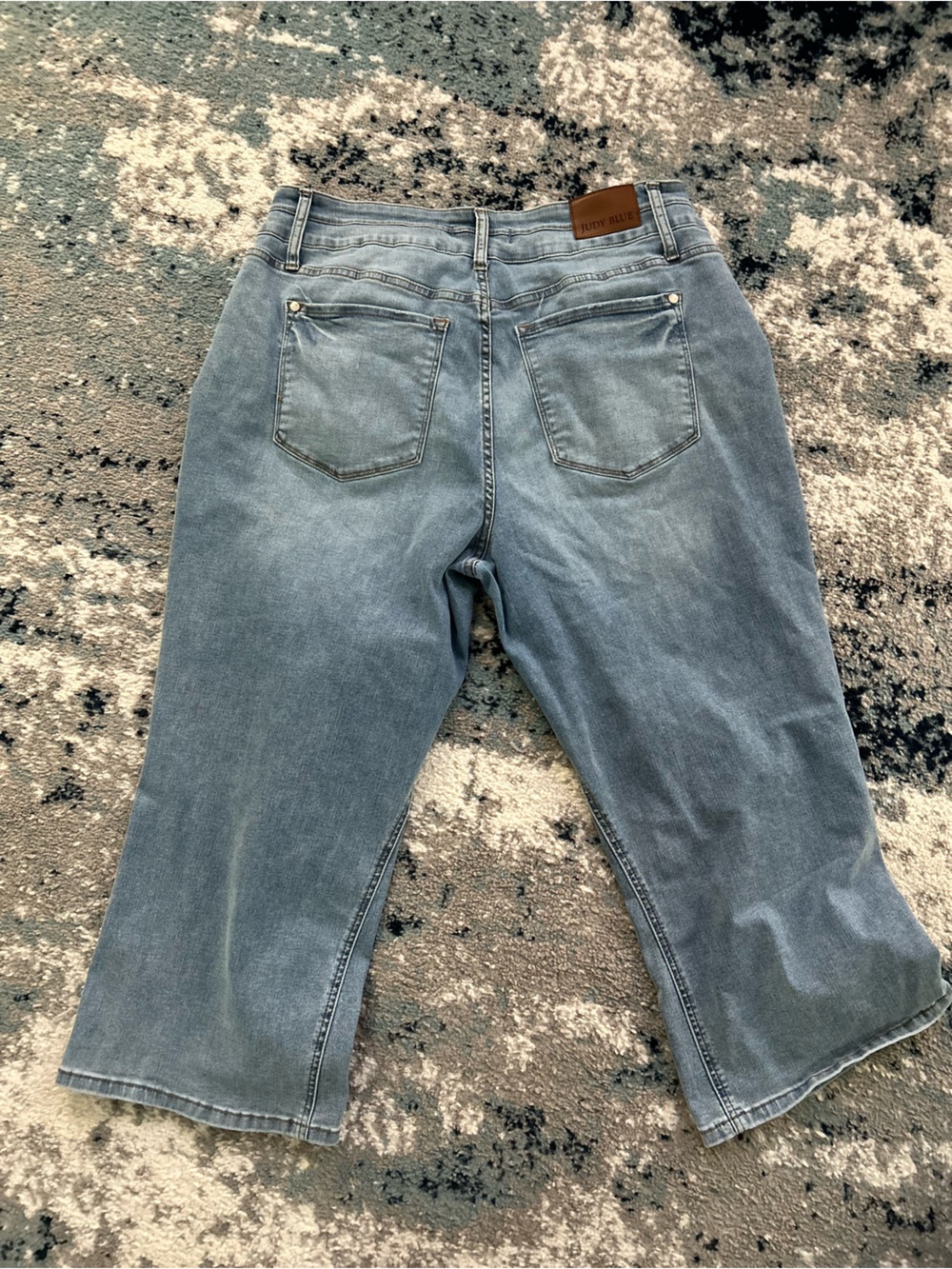 Judy Blue Light Blue Double Button Cropped Jeans - High Waisted Wide Leg - Picture 3 of 7